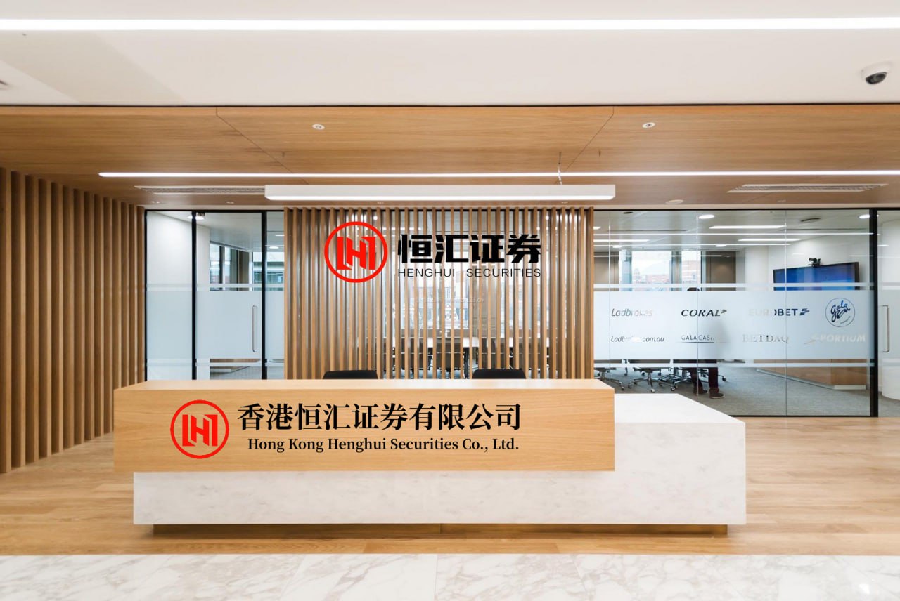 涨8 事发上海热门新楼盘！一片\＂墙脆脆\＂，背后原因或让人背脊发凉…...